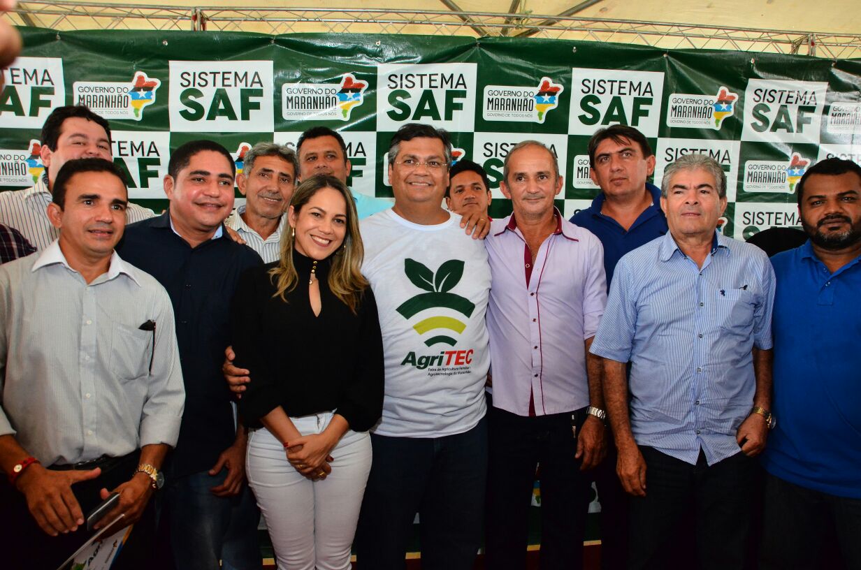 Zé Inácio prestigia lançamento da Agritec em Santa Luzia