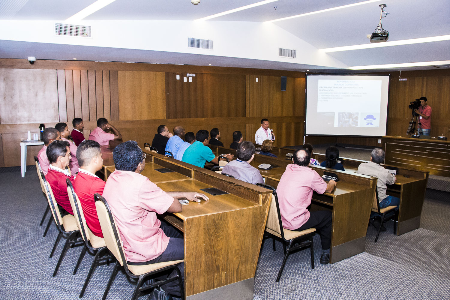 Palestra e consultas com urologista integram programação do Novembro Azul na Assembleia