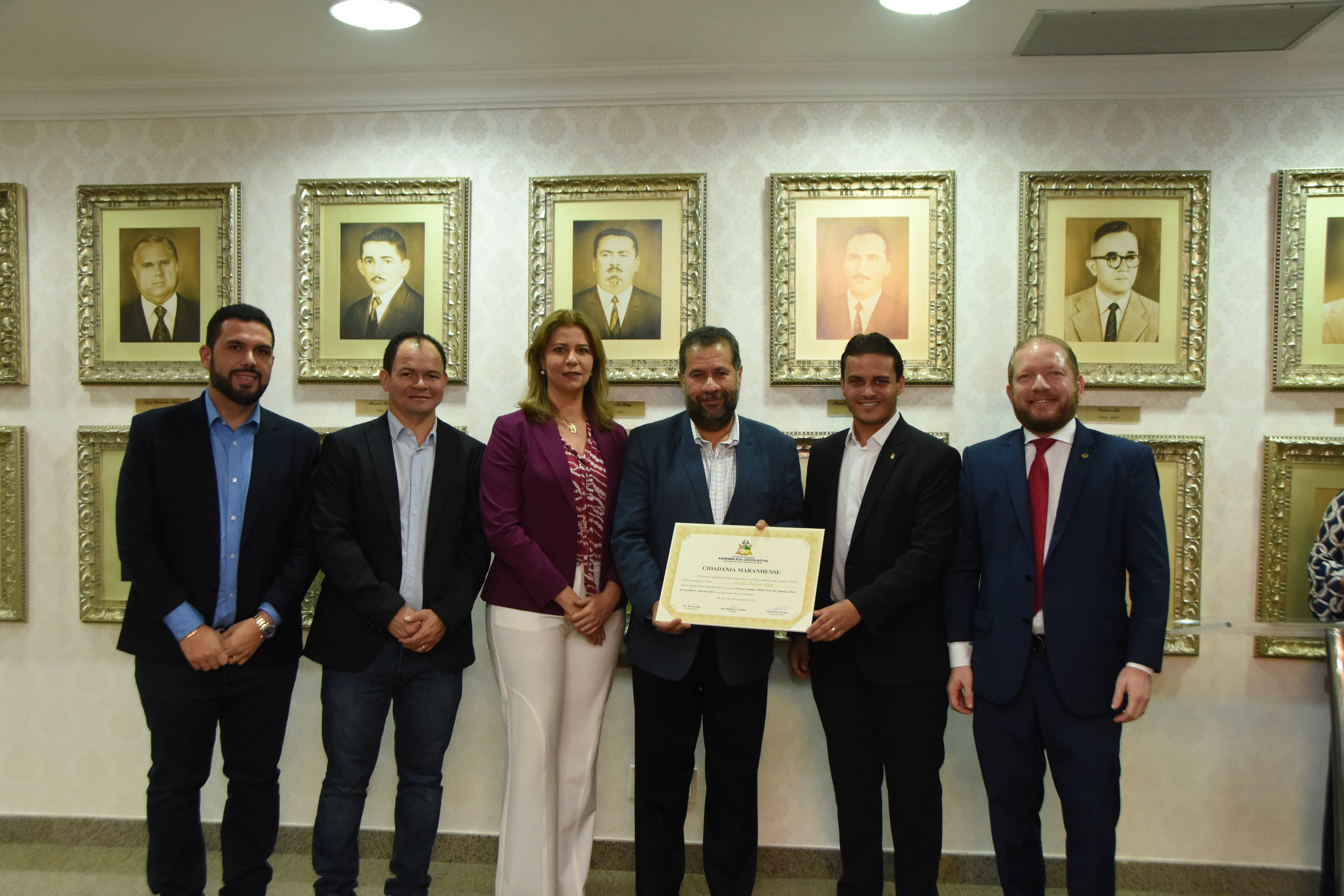 Carlos Lupi é homenageado com título de Cidadão Maranhense