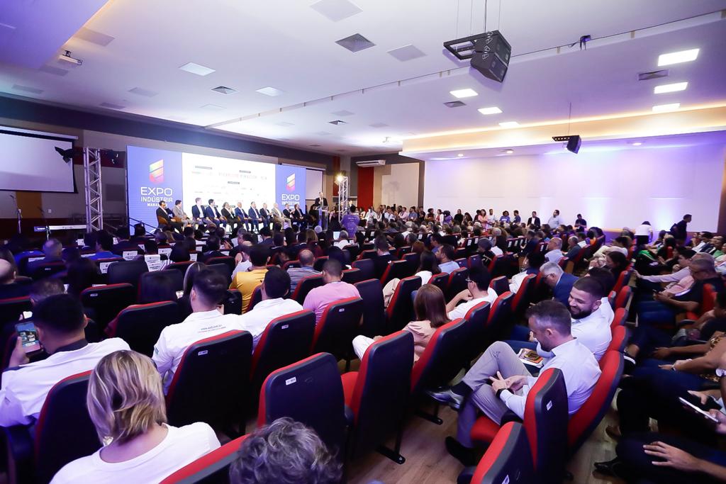 Expo Indústria reuniu dirigentes de entidades empresariais, autoridades de âmbito municipal e estadual e convidados