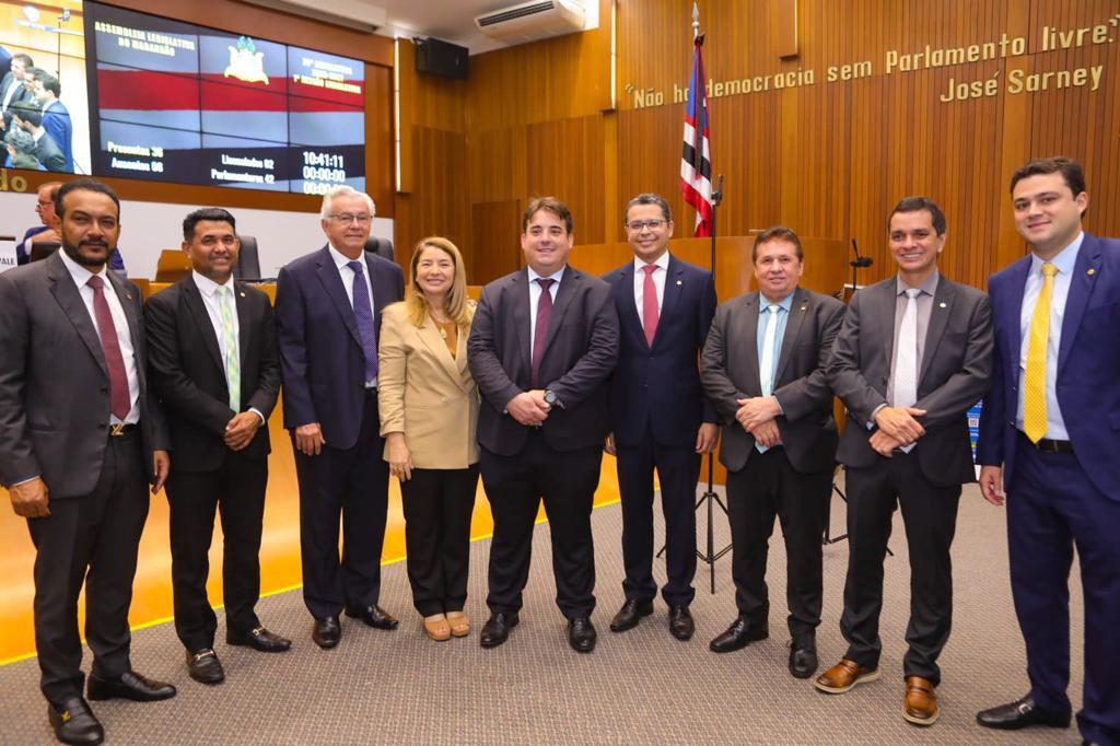Assembleia Legislativa recebe visita do deputado mineiro Adriano Alvarenga 