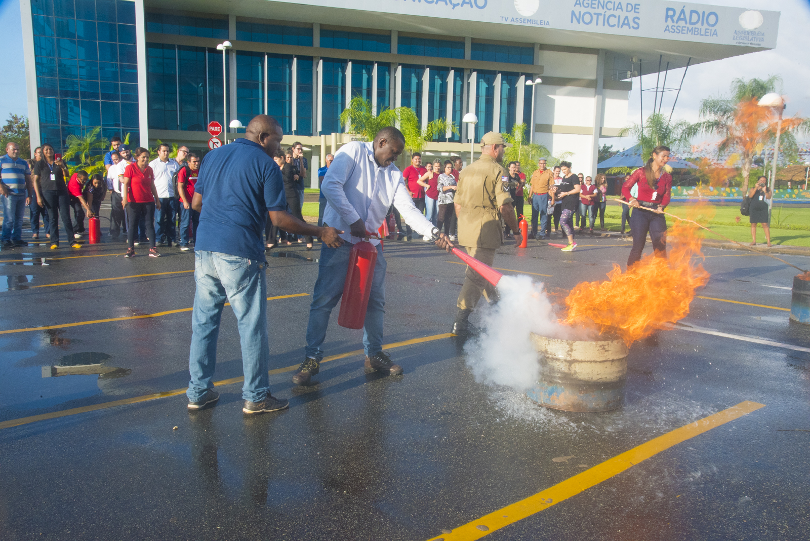 Curso de Formação de Brigada de Incêndio é encerrado com aulas práticas na Assembleia