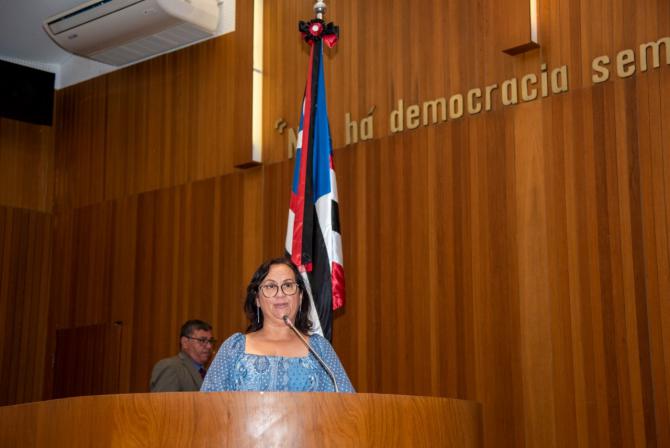 Betel Gomes faz balanço positivo de sua atuação parlamentar em discurso de despedida