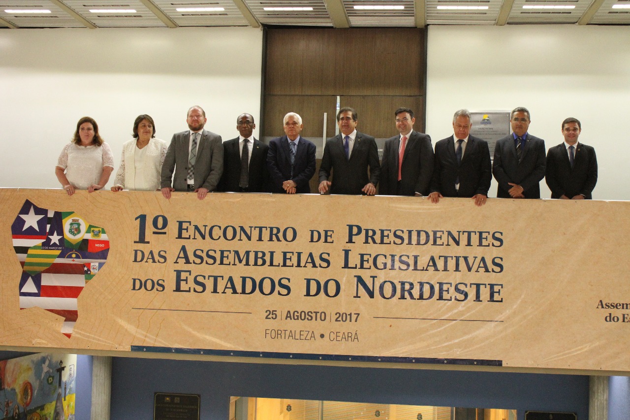 Othelino participa de encontro que criou Colégio  de Presidentes das Assembleias do Nordeste