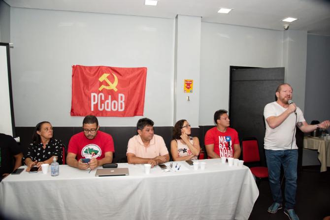 Othelino participa de reunião do PCdoB para balanço das eleições no Maranhão