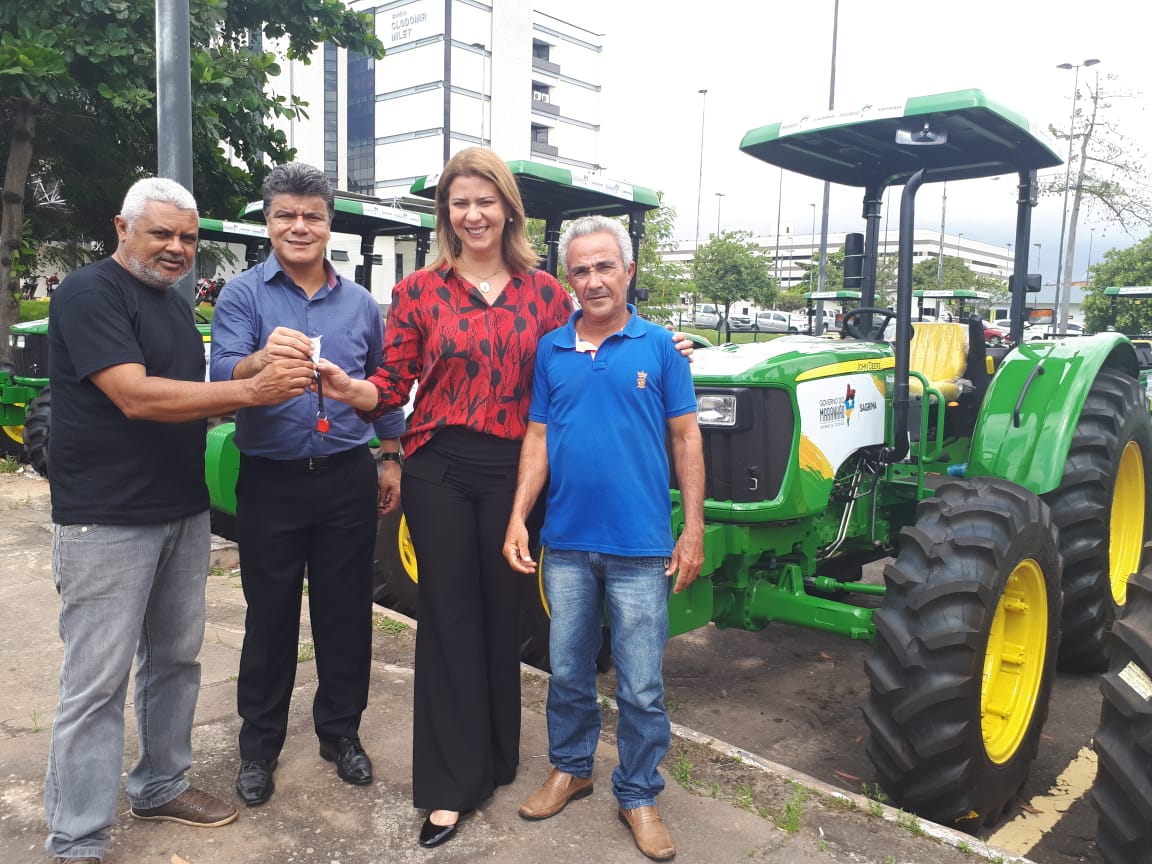 Valéria Macedo entrega patrulha agrícola a Campestre do Maranhão