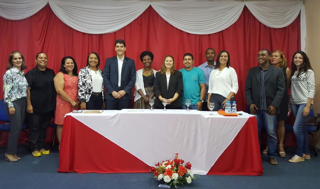 Eduardo Braide participa da posse de Conselho Escolar Antidrogas em escola de São Luís