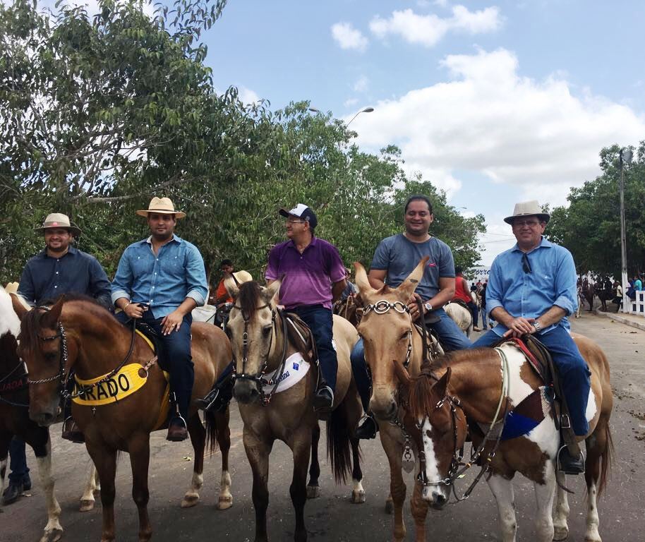 Stenio Rezende participa das tradicionais Cavalgadas de Vitorino Freire e Santa Luzia