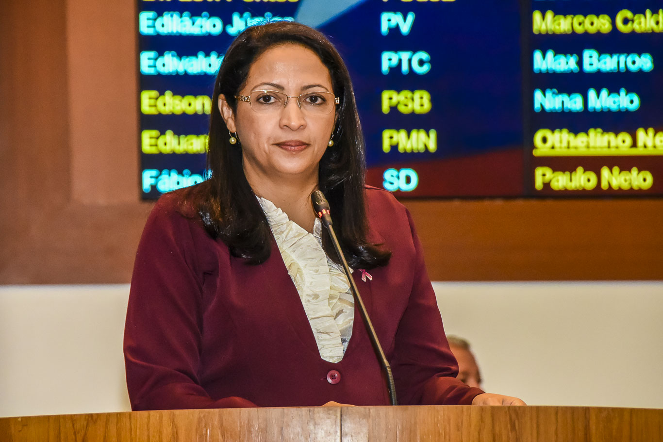 Francisca Primo solicita solução da Superintendência do Banco do Brasil sobre atendimento à agência do município de Buriticupu 