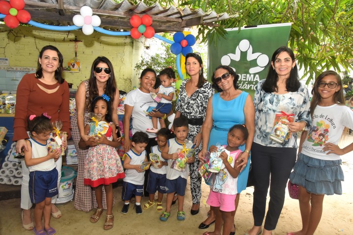 Gedema faz entrega de donativos para a Escola Canto do Sabiá na Vila Conceição