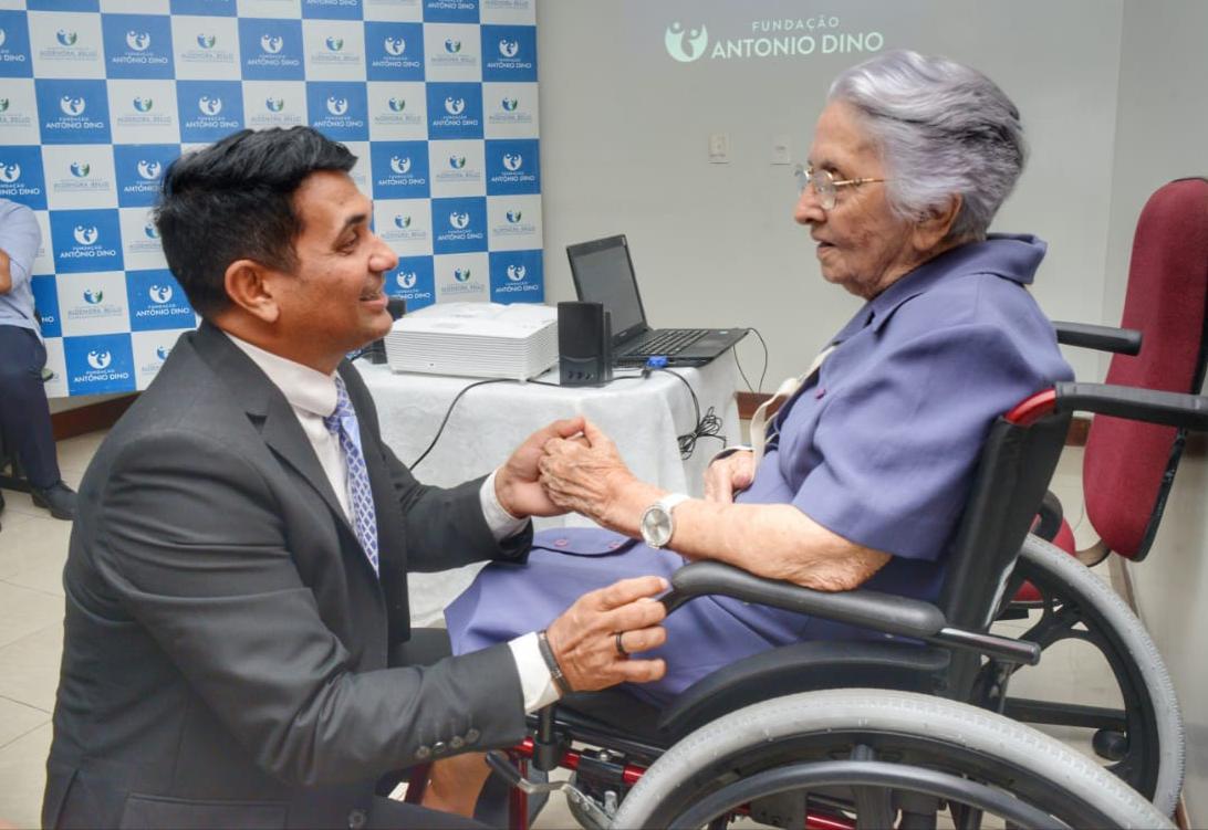 Wellington visita obras de ampliação do Hospital Aldenora Bello