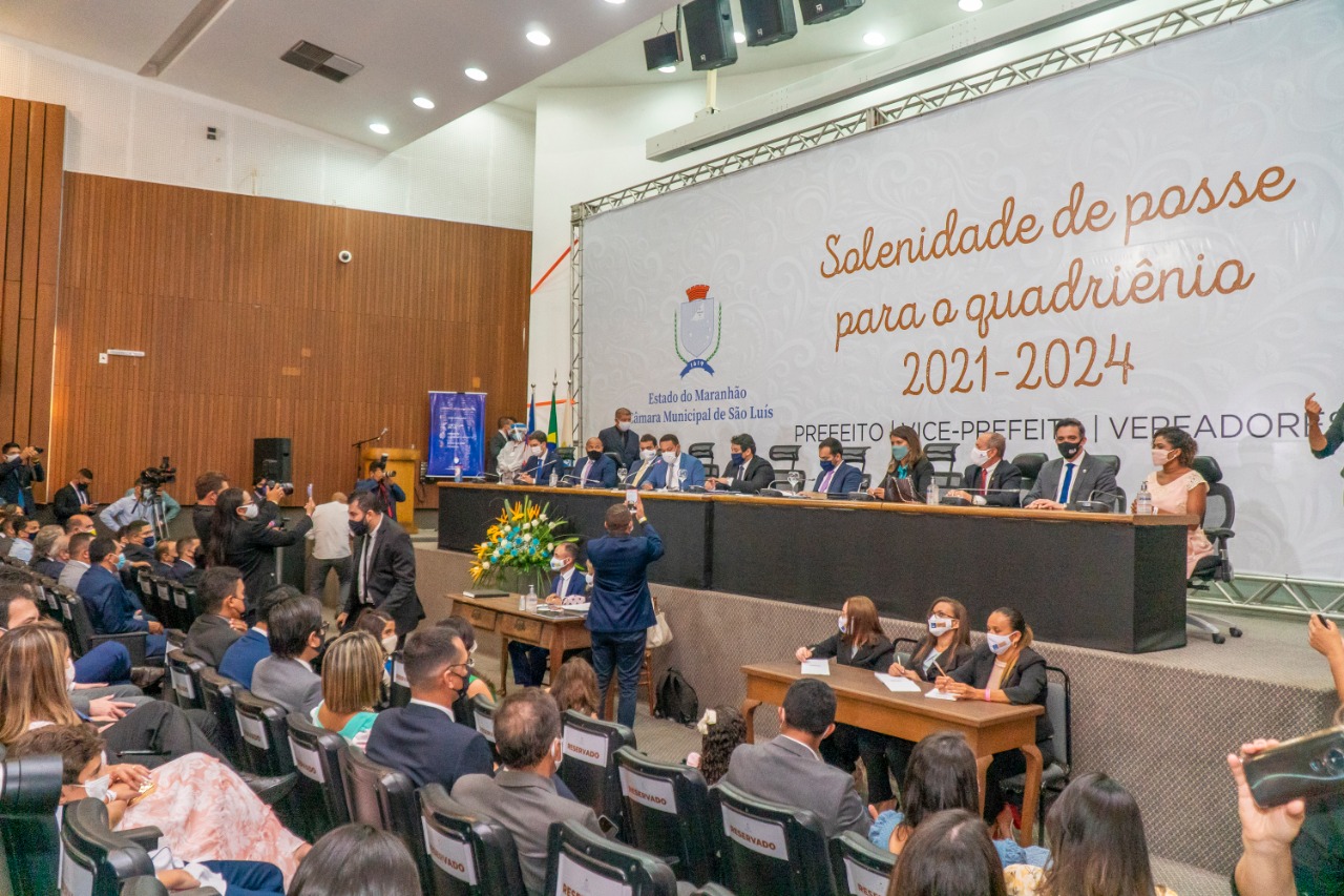 A solenidade, realizada no Auditório Fernando Falcão, foi restrita, por conta da pandemia de Covid-19