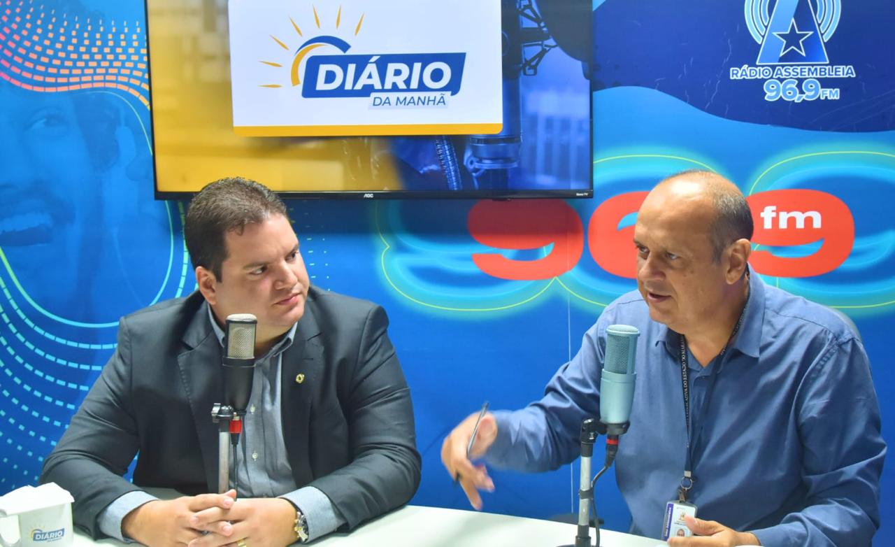 Deputado João Batista Segundo conversou com o radialista Henrique Pereira, no ‘Diário da Manhã’