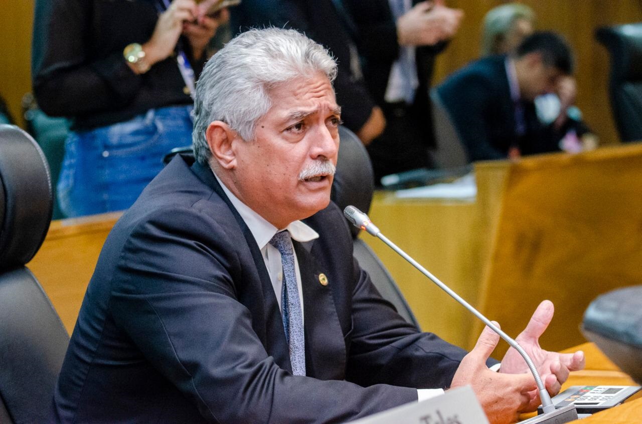 Deputado Carlinhos Florêncio repercute situação do matadouro público de Bacabal.