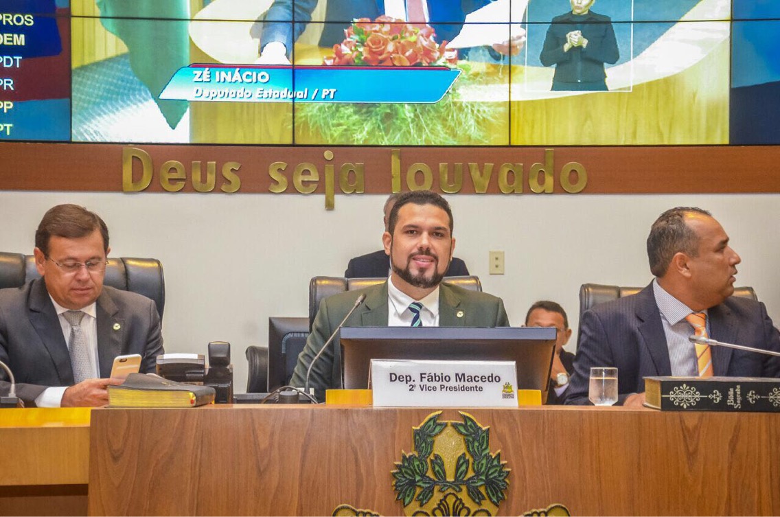 Fábio Macedo destaca início das obras da Escola Digna em Peritoró