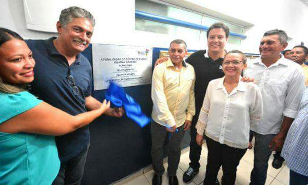 Carlinhos Florêncio participa da entrega de escolas e do Farol do Saber em Pirapemas