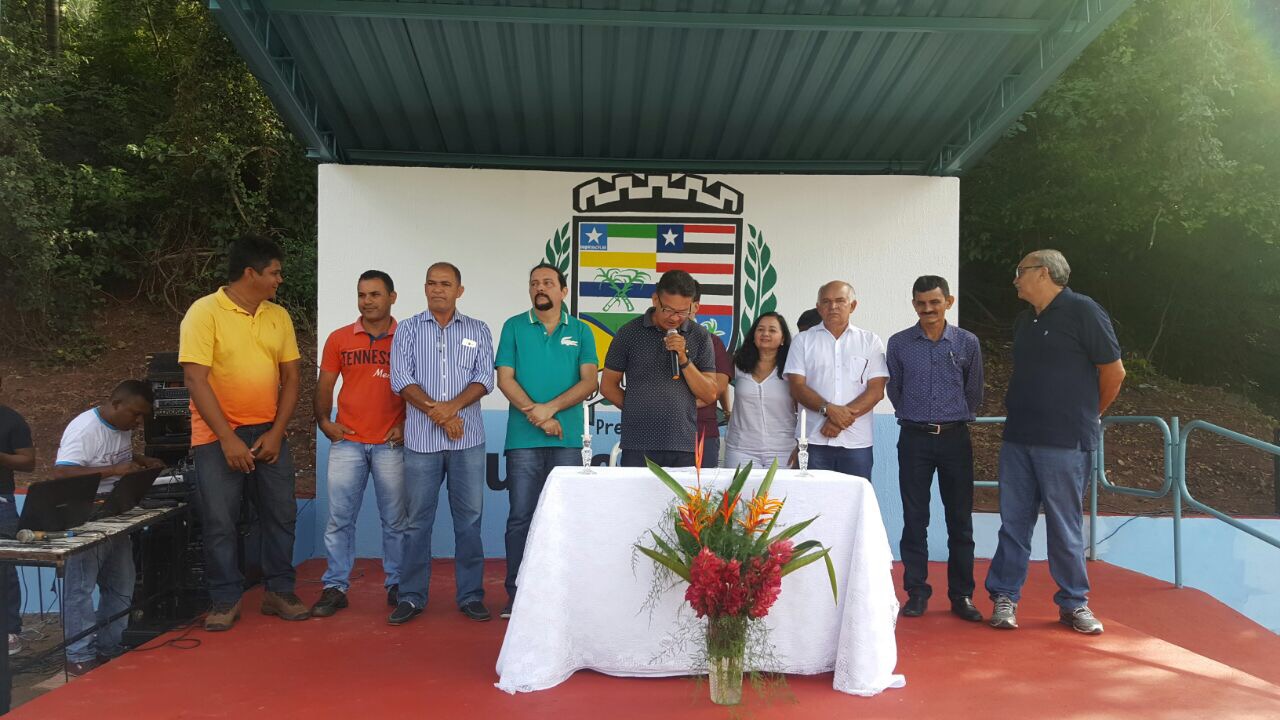 Deputado Júnior Verde participa da inauguração de praça em Duque Bacelar