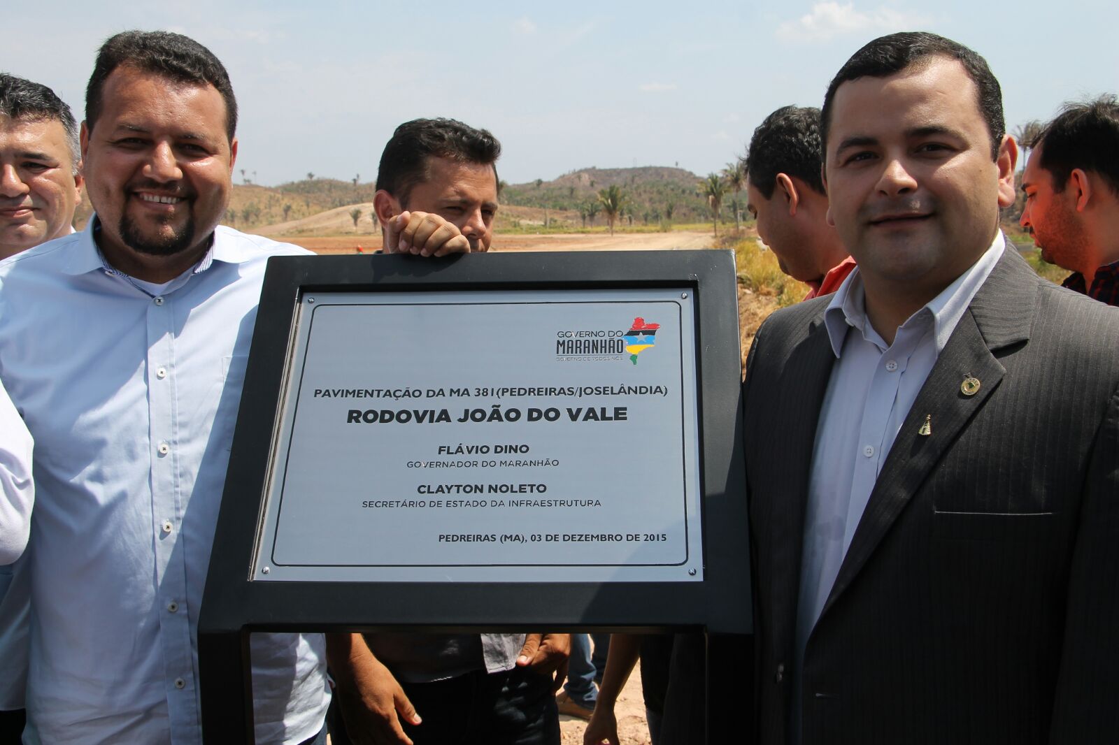 Deputado Vinicius Louro participa da inauguração da MA 381 em Pedreiras