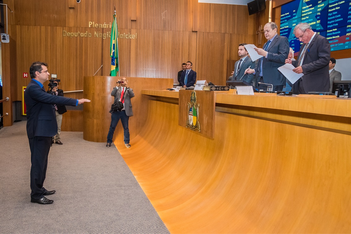 Sérgio Vieira é empossado no cargo de deputado estadual na Assembleia Legislativa 