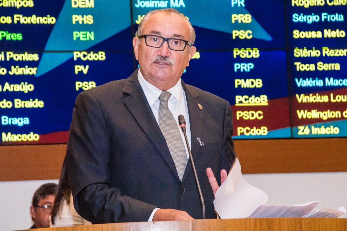 César Pires critica parecer da CCJ contra a PEC da Emenda Impositiva