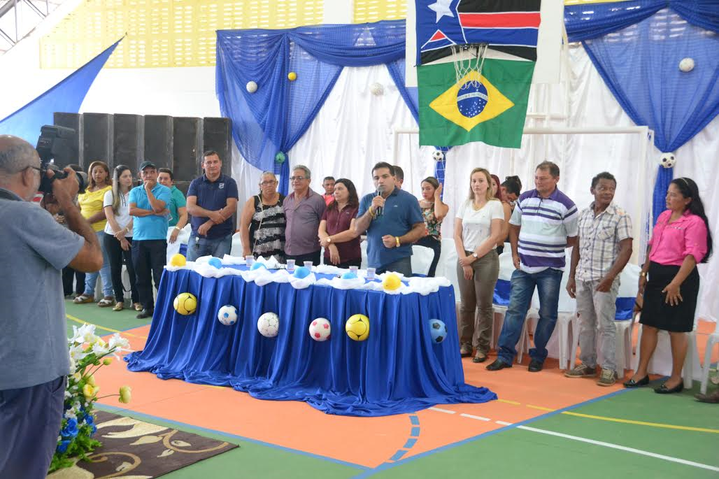 Deputado Josimar participa de inaugurações no povoado Bom Jesus da Mata