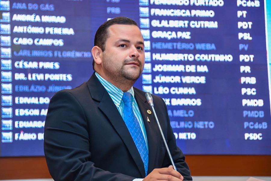 Deputado Vinicius Louro parabeniza as Mulheres pela data especial